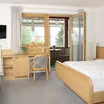 بيت ضيافة Schoenblick Garni ليندنبرغ ام الغو