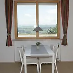 Schoenblick Garni بيت ضيافة ليندنبرغ ام الغو