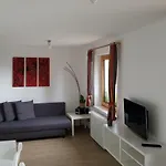 بيت ضيافة Schoenblick Garni 3*